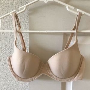 NWOT Victoria Secret Underwire Bra